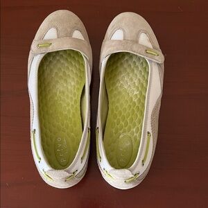 Clarks Beige and White Flats